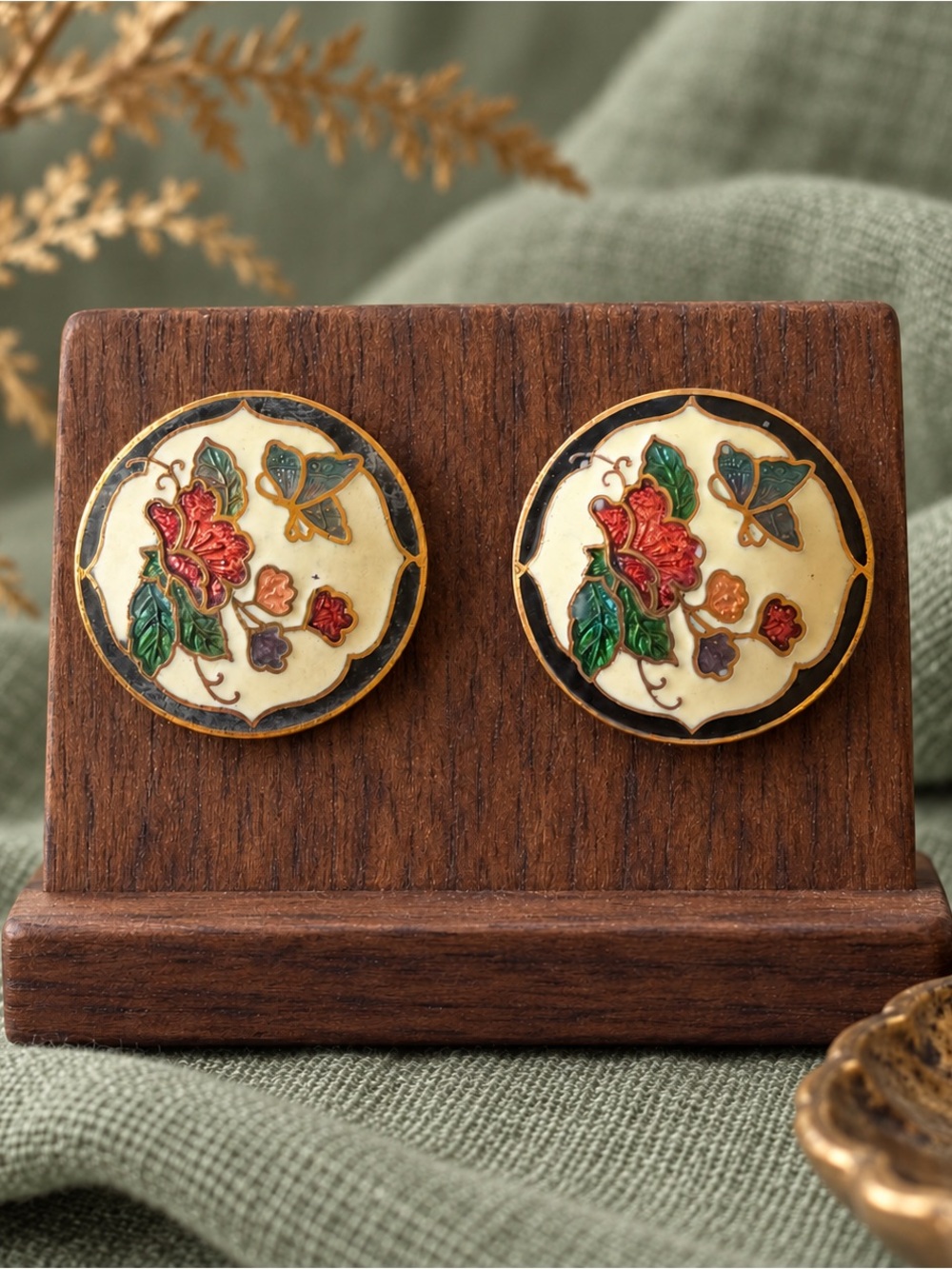 Vintage Cloisonné Floral Butterfly Round Button Earrings Gold Tone Cream